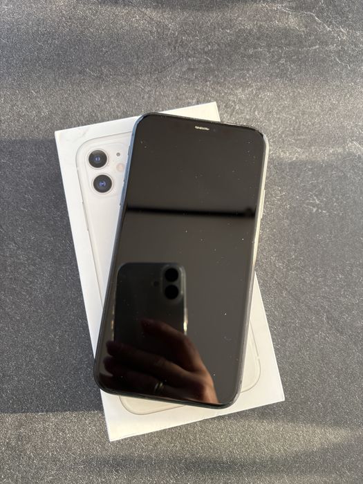 Iphone 11 stan bardzo dobry