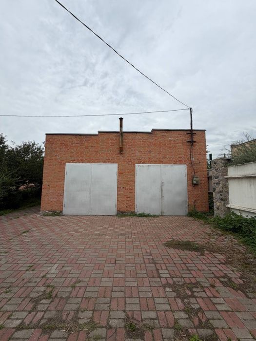 Продаж магазин сауна гаражі
