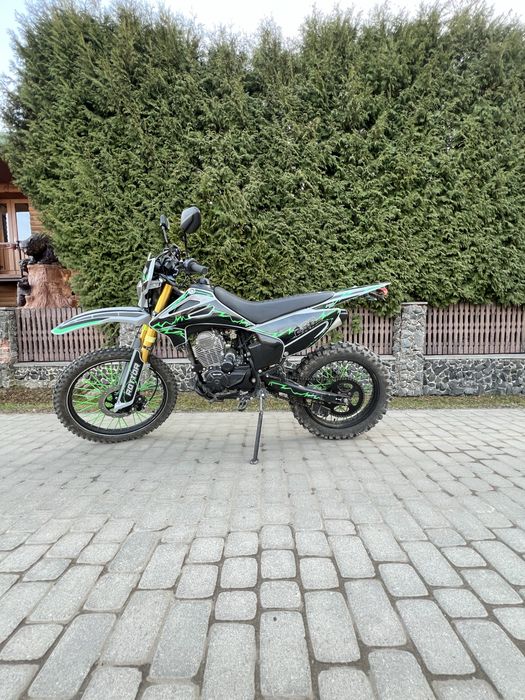 Продам.Мотоцикл Rottor Titan 250 Pro
