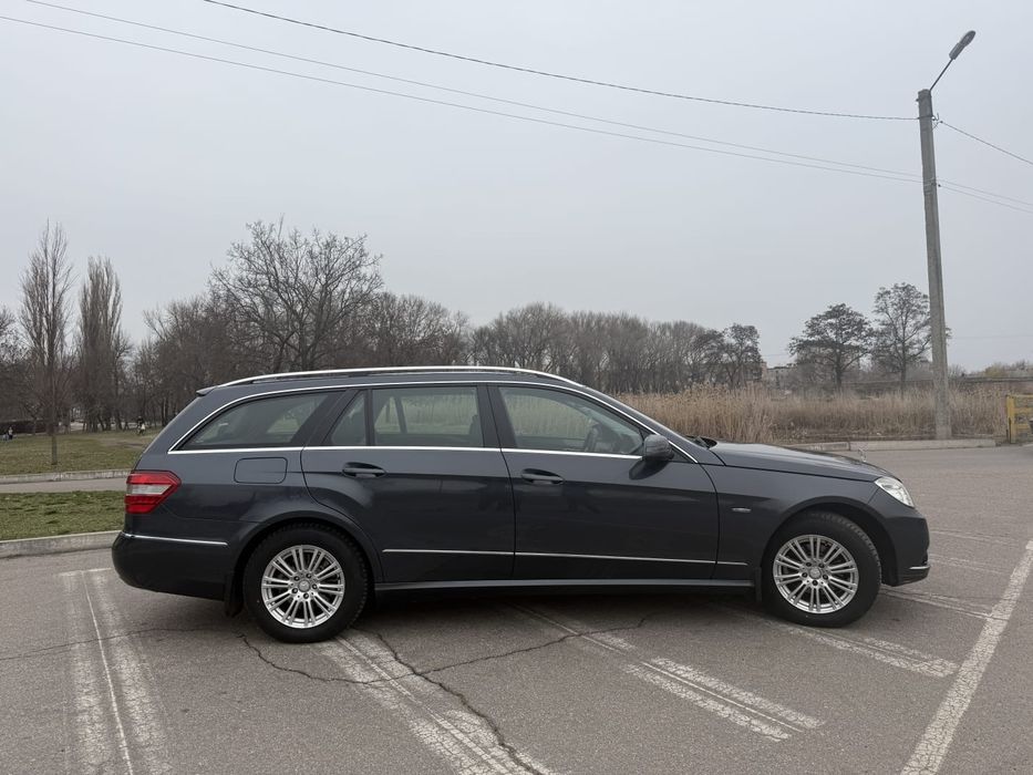 Mercedes E 212 универсал