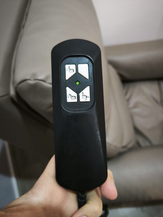 Poltrona sofá elevatória elétrico pele sintética