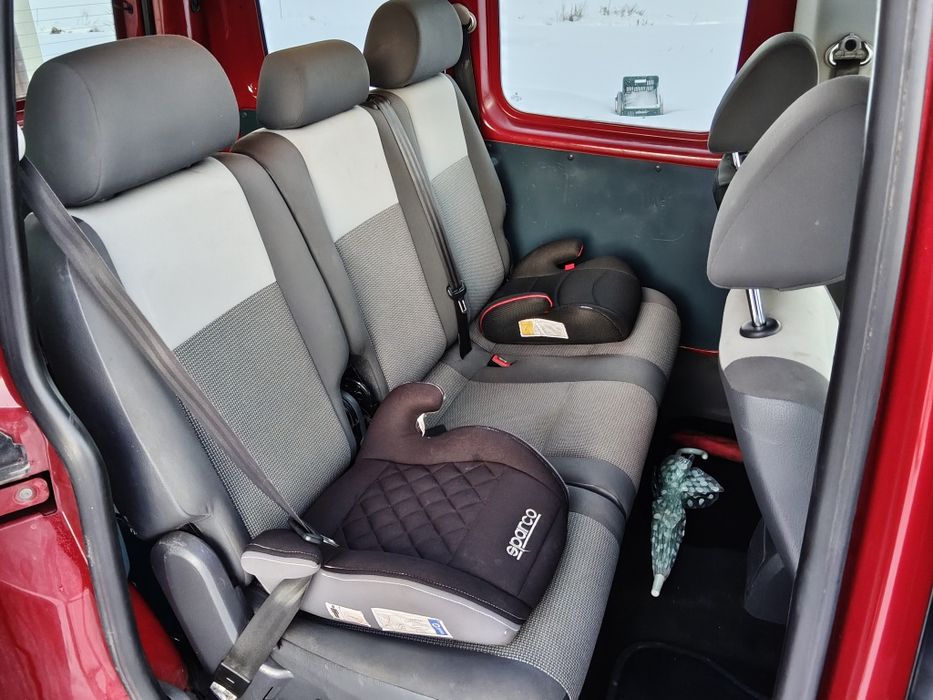 VW caddy 1.6 TDI 2012 r