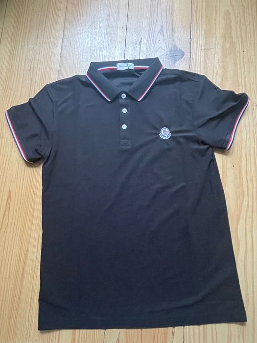 Polo Moncler Preta - Tamanho M