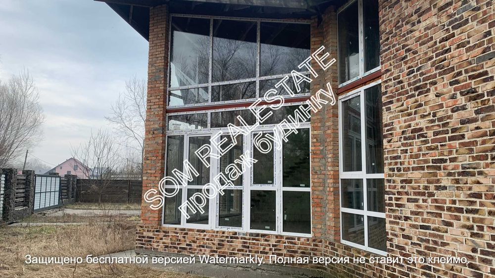 с. Романків, урочище "Голубе озеро", житловий будинок, 600 м2.