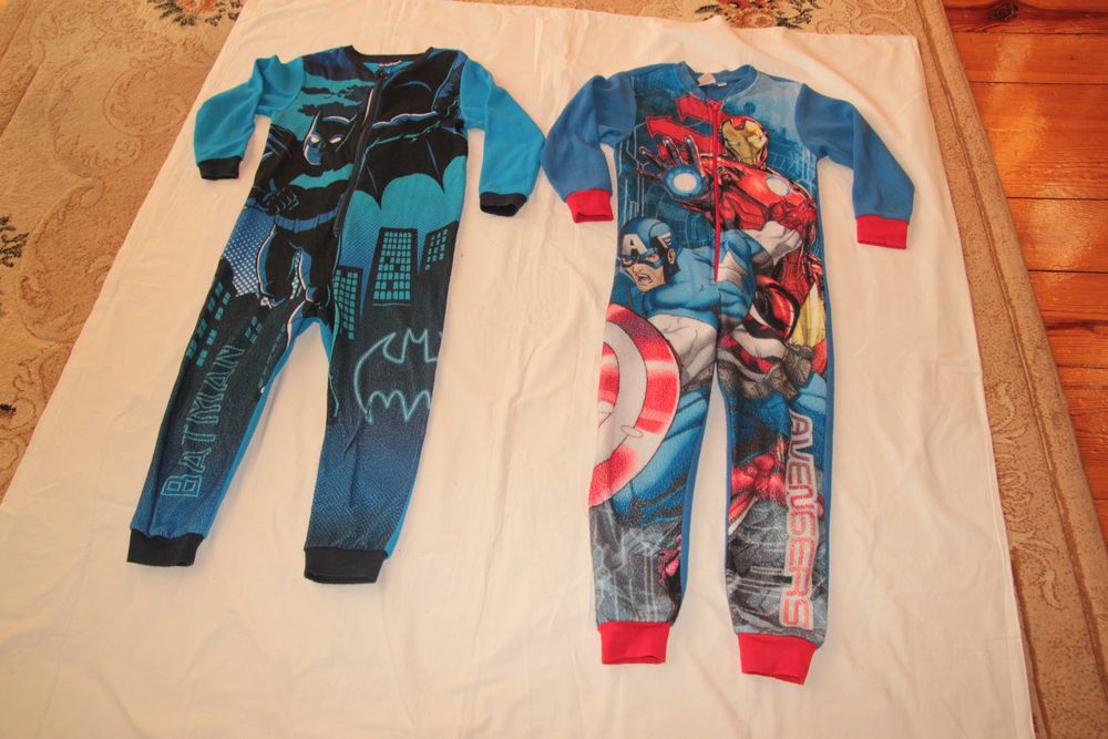 Piżama - kombinezon - strój - roz.7-8 lat - BATMAN