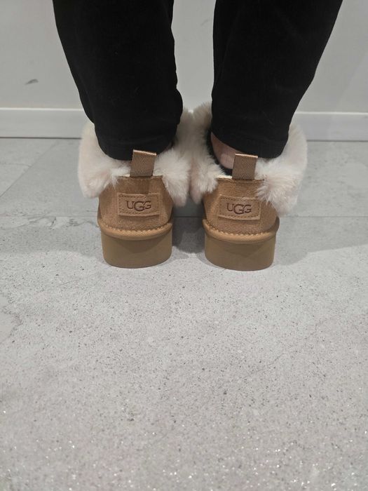UGG Tazzelle futerko botki chestnuts 40
