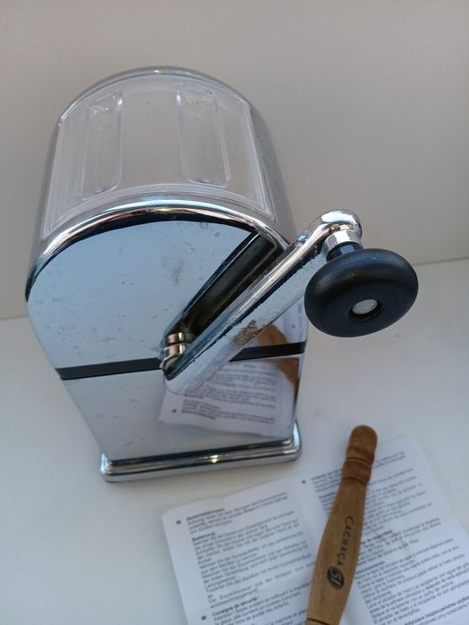 Picador manual de gelo