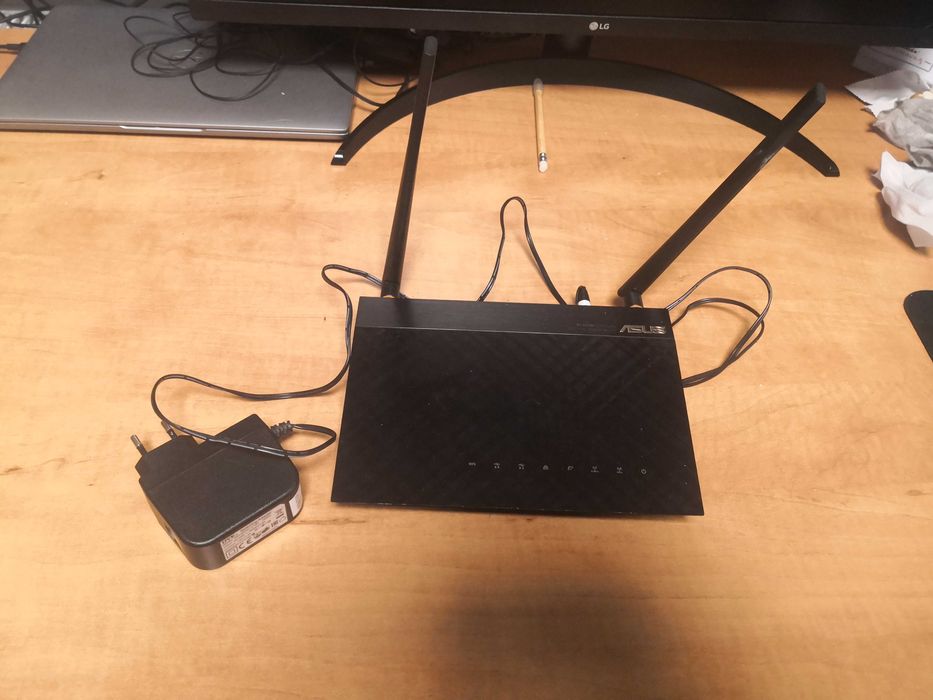 Router bezprzewodowy Asus RT-AC55U