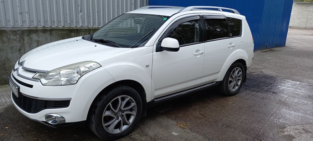 Автомобіль Citroen c crosser