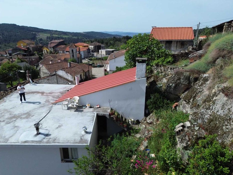 Vende-se Casa na Ribalonga, Pópulo, Alijó, Vila Real