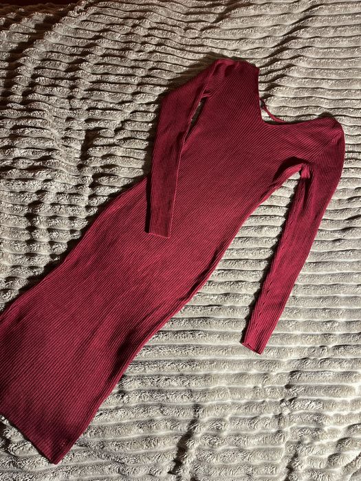 Сукня червона тепла