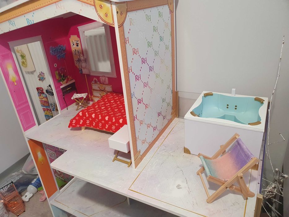 Domek Rainbow High z jacuzzi