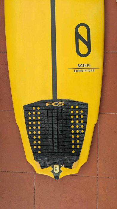 Prancha Surf Tomo Firewire Sci-fi 5"11 32.3L Slater Design