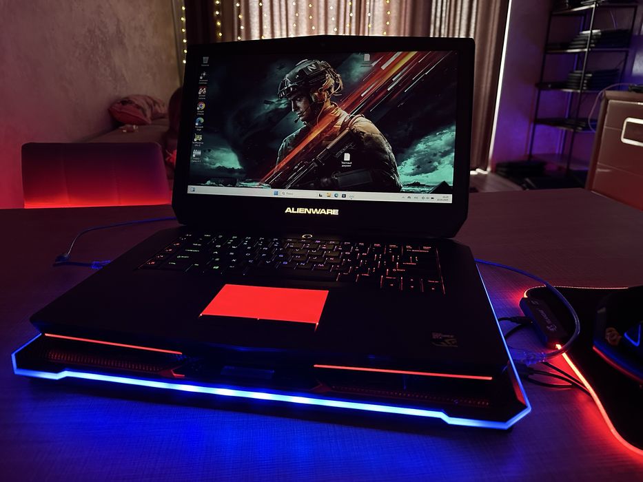 Игровой ноутбук Dell Alienware! + девайсы!