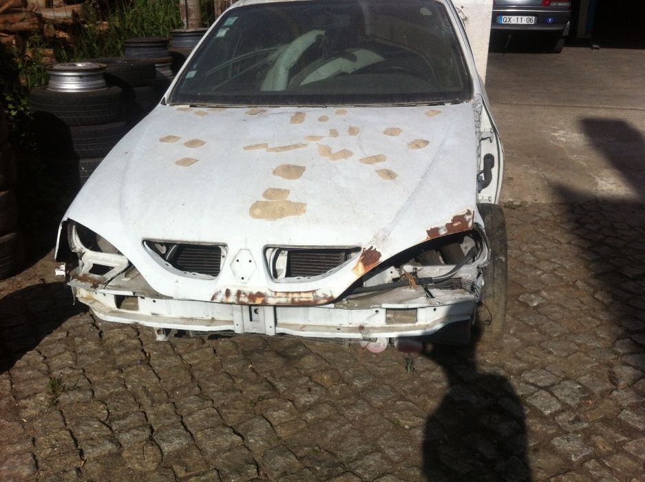 Renault Mégane 1.9 Dti para peças