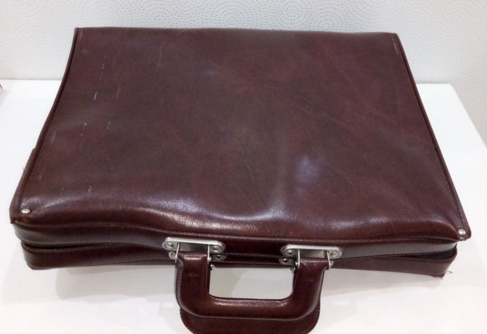 Деловой портфель СССР 1970-1980 саквояжного типа ВИНТАЖ СТИЛЬ