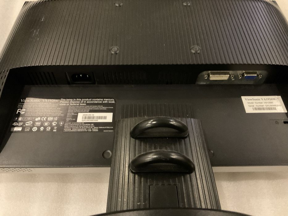 ViewSonic LCD Monitor 19"64739896152322122