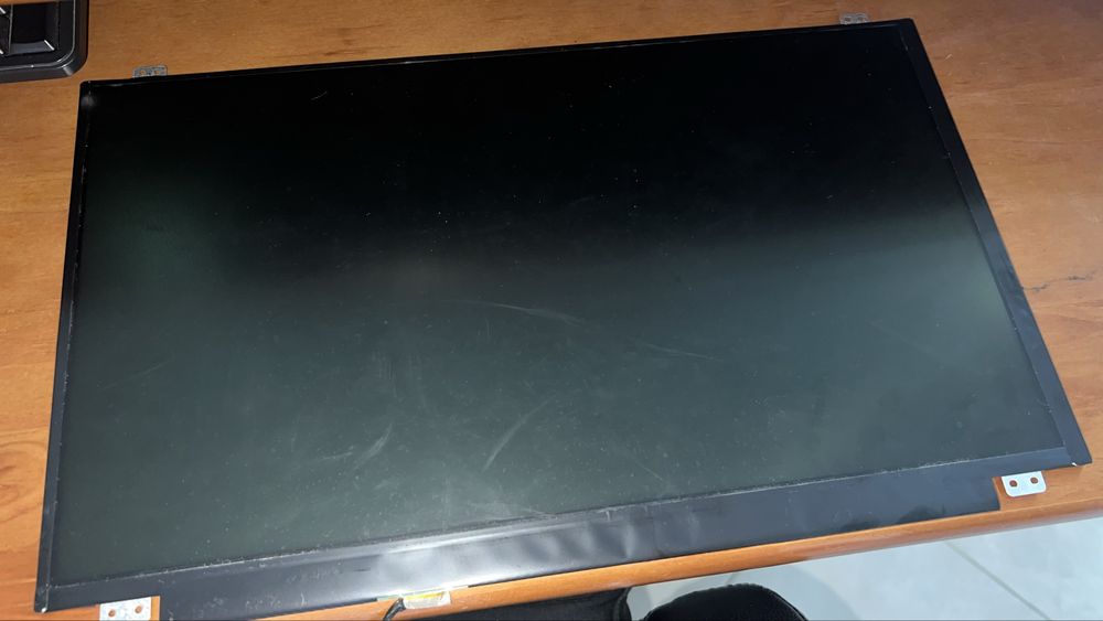 Ecrã  LCD portatil slim