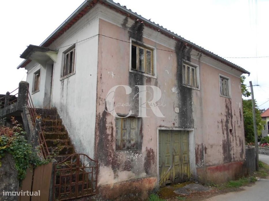 Casa para renovar a cerca de 6km de Ansião.
