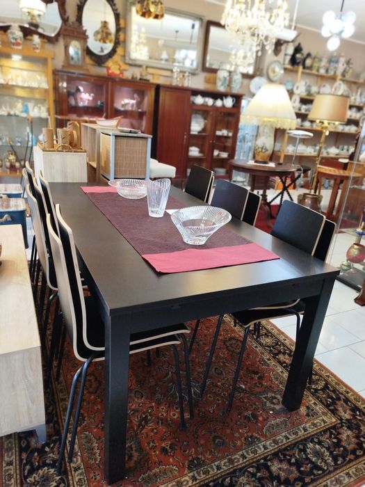 Mesa e 13 Cadeiras Ikea