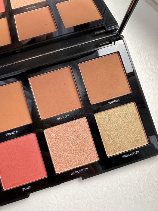 Палетка (хайлайтери, румяна, бронзери) Morphe Totally Tan