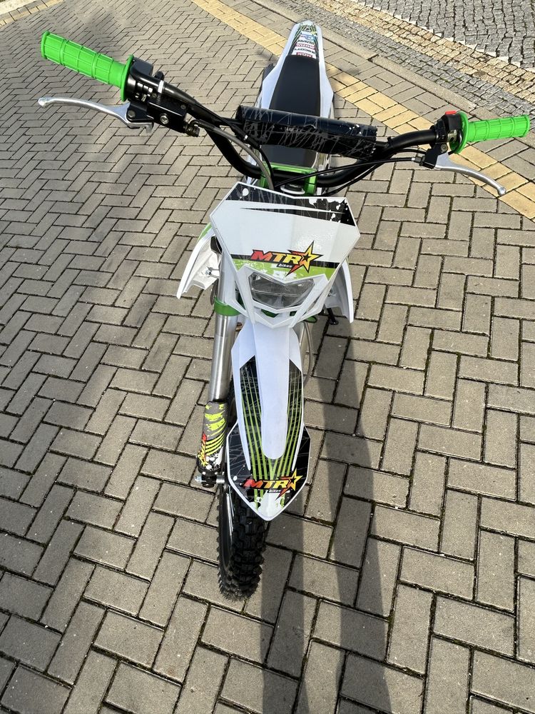 Pitbike malcor XLZ 125cc 2024 Como nova Vilarinho do Bairro • OLX.pt