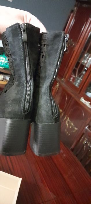 Botas de meio cano de tacao pretas 41