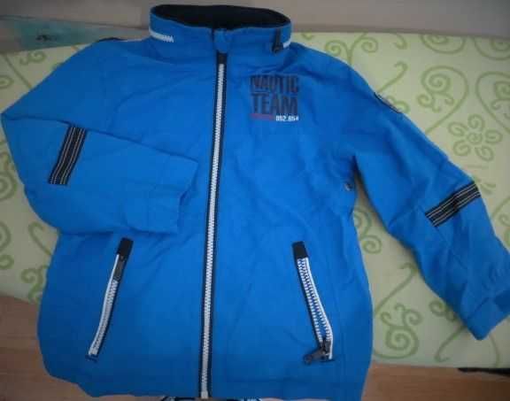 Pack 4 casacos 6/7/8A tudo 10€