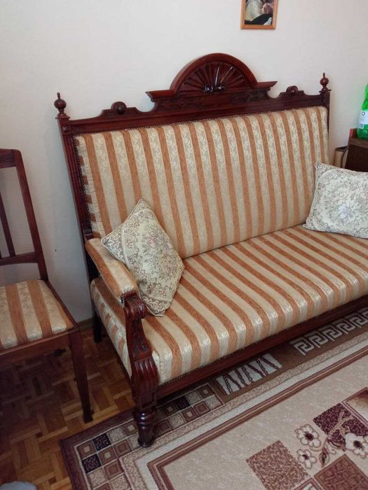 Sofa eklektyczna