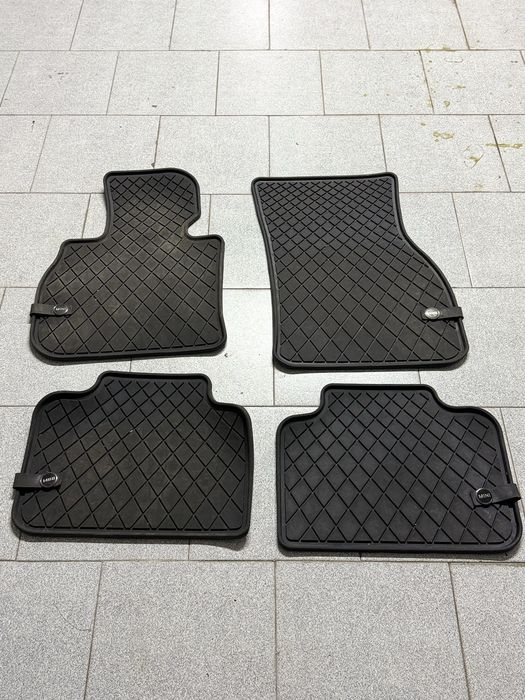 Tapetes de borracha Originais MINI Countryman (F60)