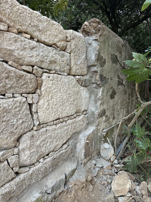 Construção Muros em pedra antiga