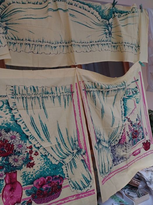 Занавіски (фіранки) на вікно