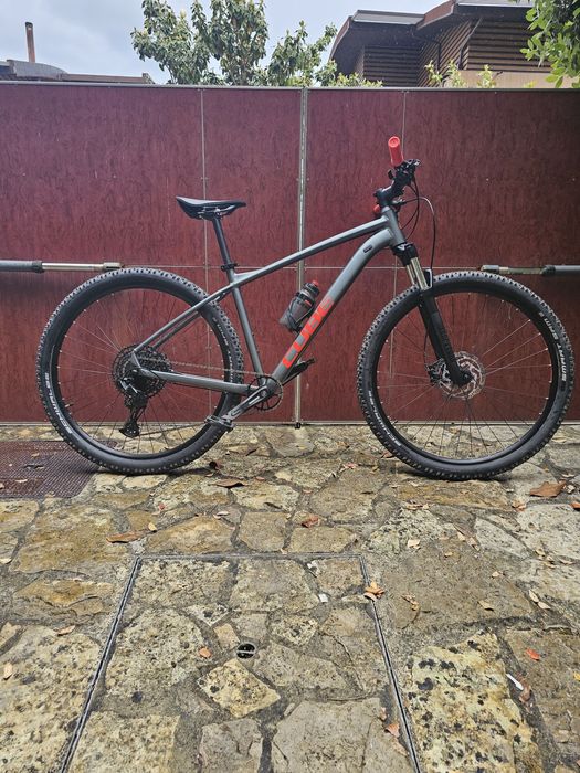 Bicicleta Cube Analog 29"