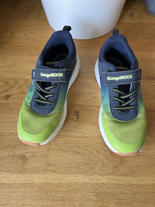 Buty Kangaroos rozmiar 33