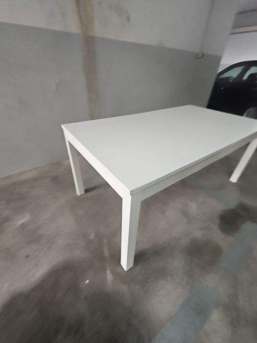 Mesa  de  jantar extensível