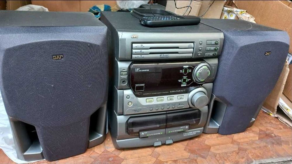 Музичний центр C MX-D302T стериосистема.