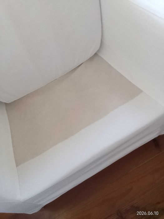 Poltronas IKEA brancas