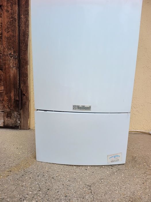 Газовий котел Vaillant 20 кВт двоконтурний настінний Німеччина