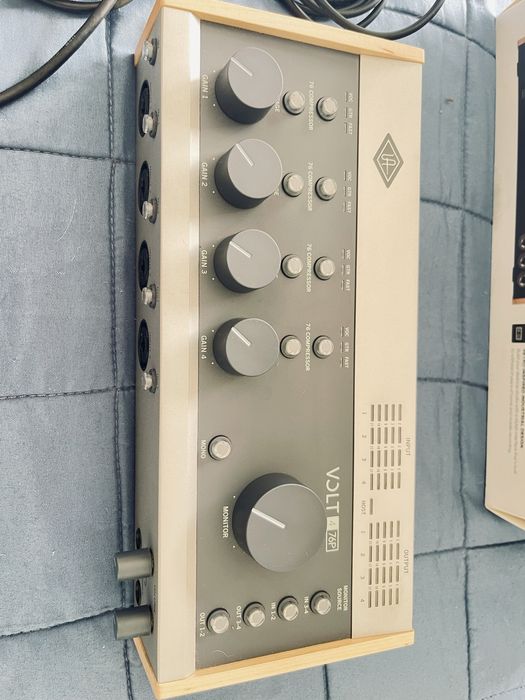 UAD 476p Universal Audio Interface- como nova!
