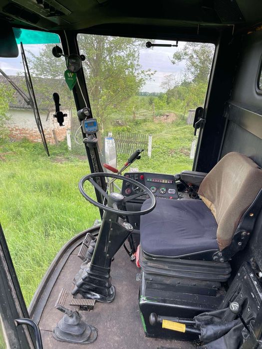 John Deere 1072 комбайн зернозбиральний