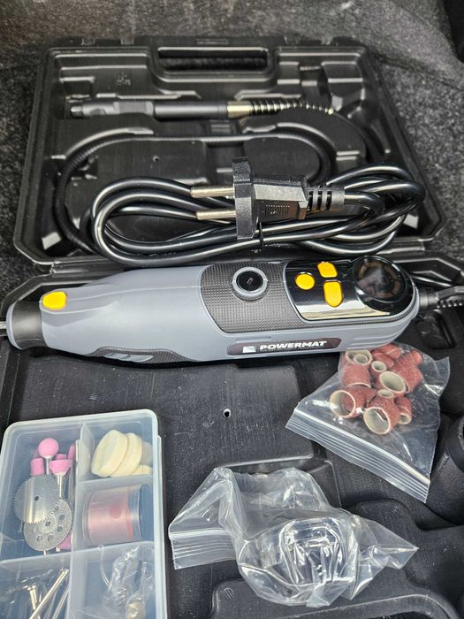 Mini szlifierka czpieniowa z przystawkami.