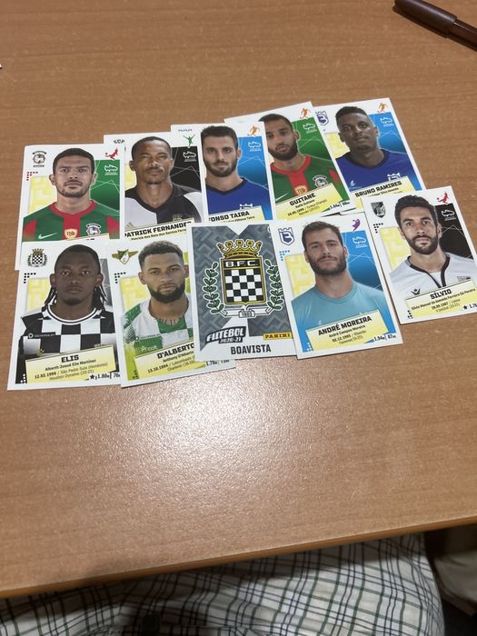 Vendo 10 cromos da Liga Nos 2020/21
