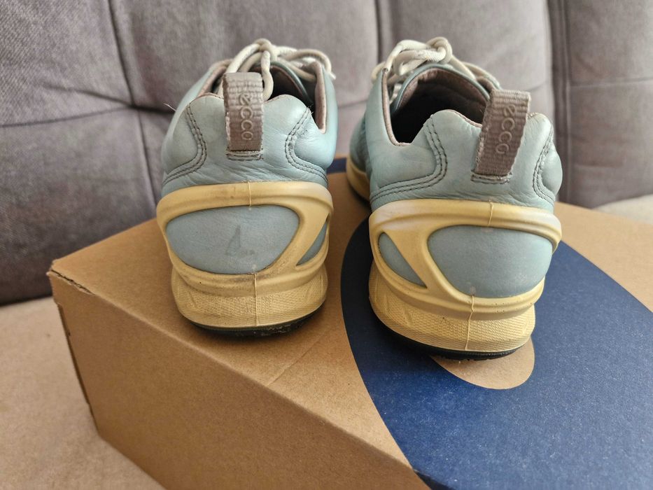 Sneakersy Ecco Biom Fjuel