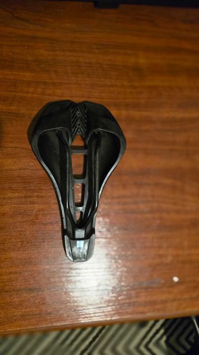 Selim Pro Stealth Performance Carbono 142mm (Negociavél)