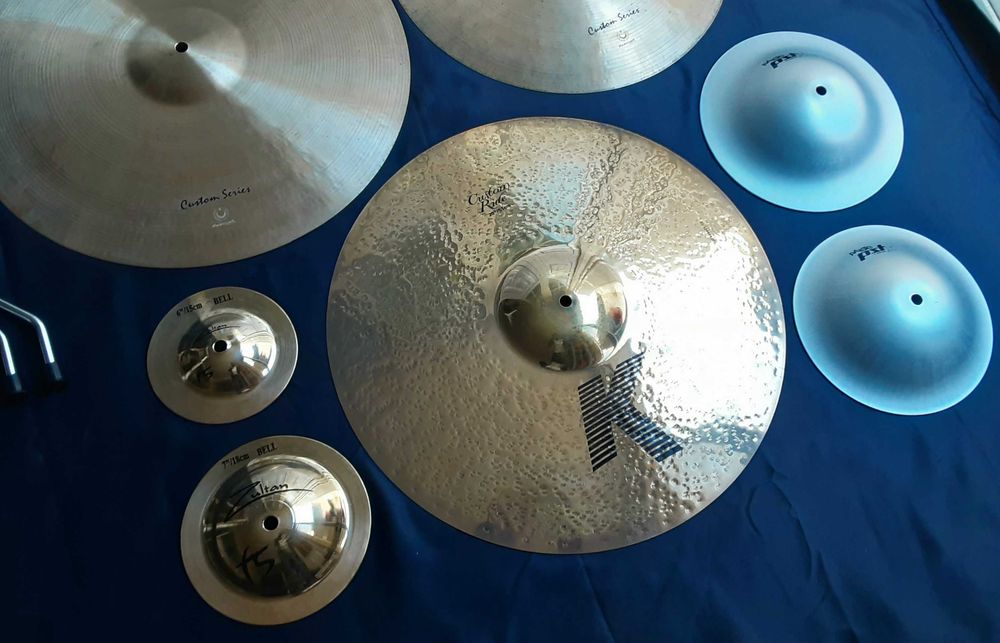 Prato Zildjian K-Custom Ride 20" + 6 Pratos + 3 Pernas Timbalão - 600€