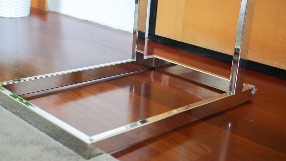 Mesa de apoio em inox e tampo em vidro lacado preto - cbhome