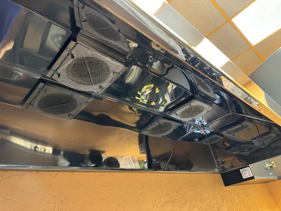 Продам апарат для виготовлення пончиків і витяжку