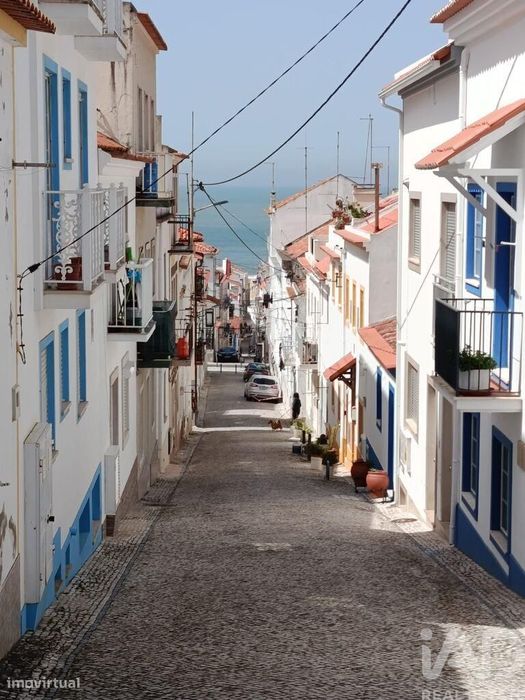 Apartamento T1 em Nazaré de 56,00 m2