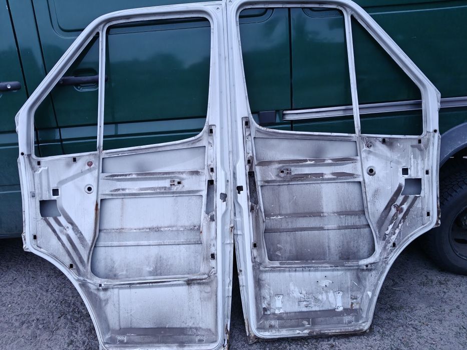 Двері під редакцією