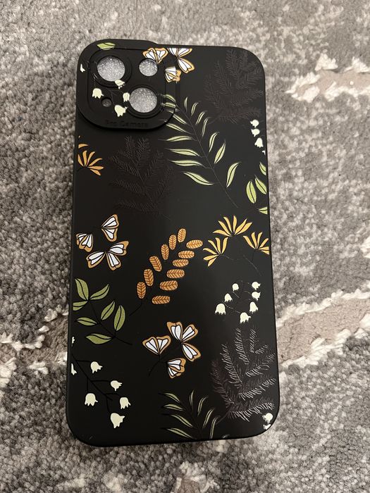 Чохол на iphone 13